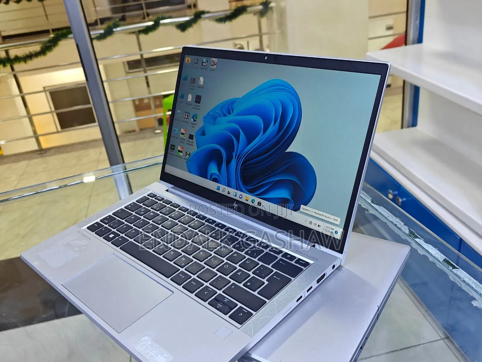 New Laptop HP EliteBook 845 G8 16GB AMD Ryzen 5 SSD 512GB