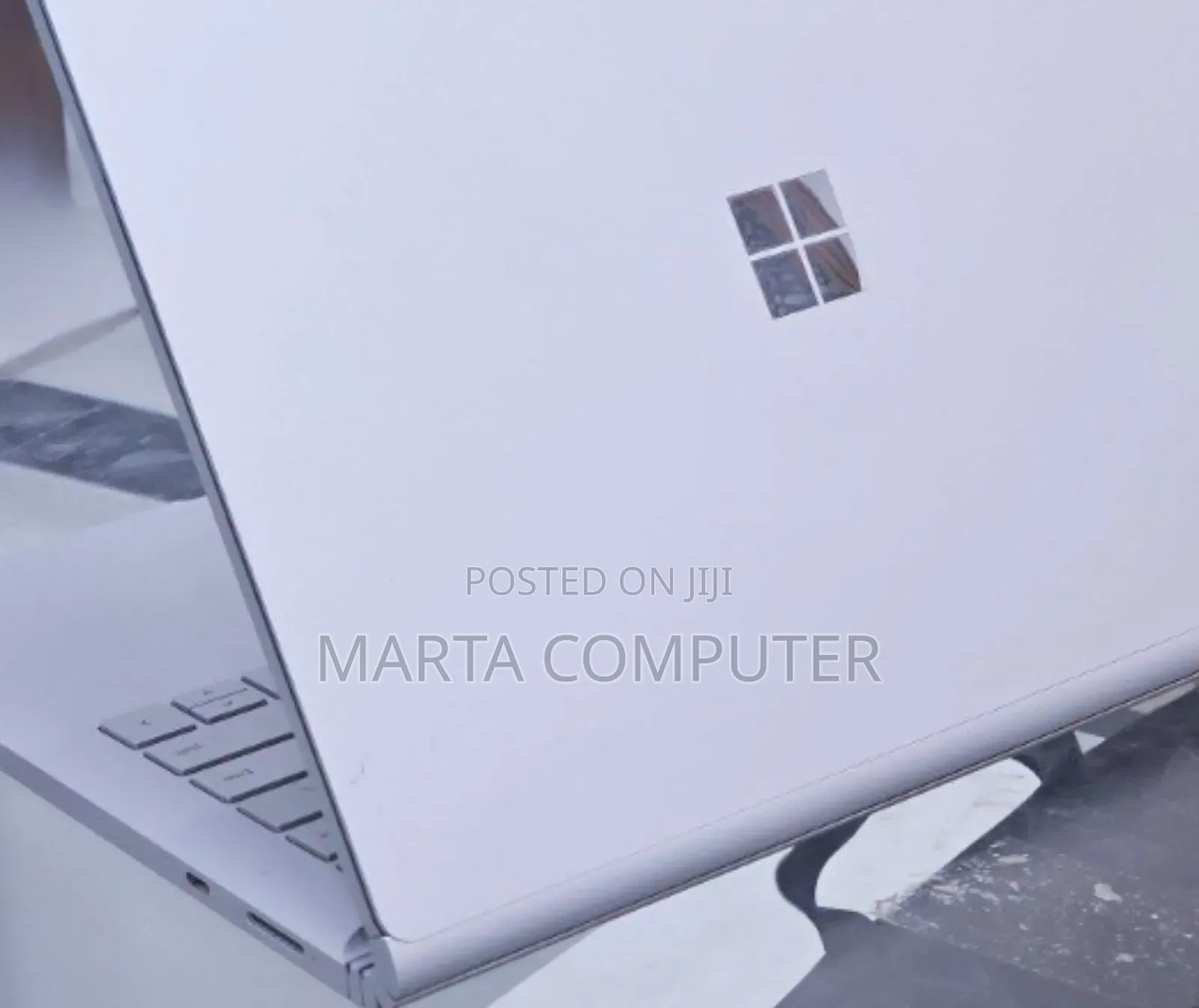 New Laptop Microsoft Surface Book 3 16GB Intel Core I7 SSD 256GB