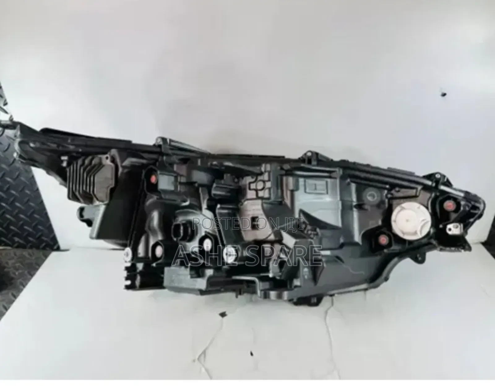 Bz4x Head Light (የፊት መብራት)