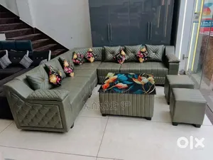 Golden Oldies Sofa Design With Table