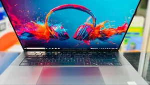 New Laptop Dell Precision 5550 16GB Intel Core I7 SSD 512GB