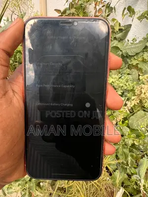 Apple XR 256 GB Red