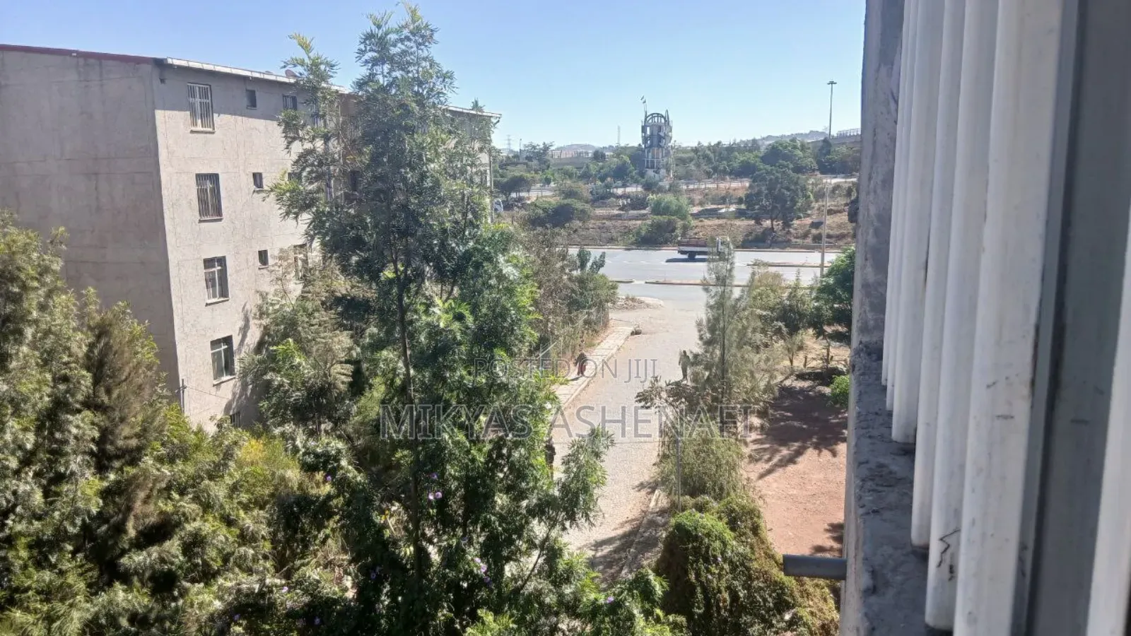 Furnished 3bdrm Condo in Akaky Kaliti for sale