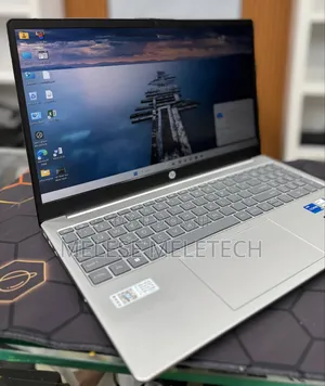 New Laptop HP Stream Notebook 16GB Intel Core I5 SSD 512GB