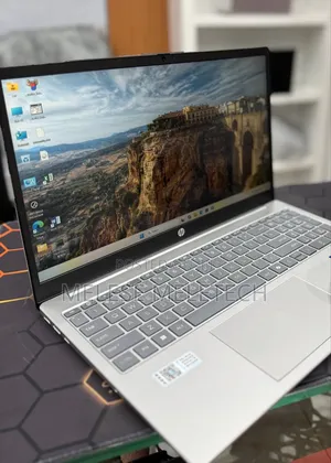 New Laptop HP Stream Notebook 16GB Intel Core I7 SSD 1T