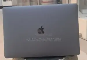 New Laptop Apple MacBook Pro 2019 32GB Intel Core I9 SSD 512GB