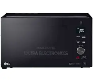 Lg Neochef Mh8265dis 42l Inverter Microwave With Grill in Black.