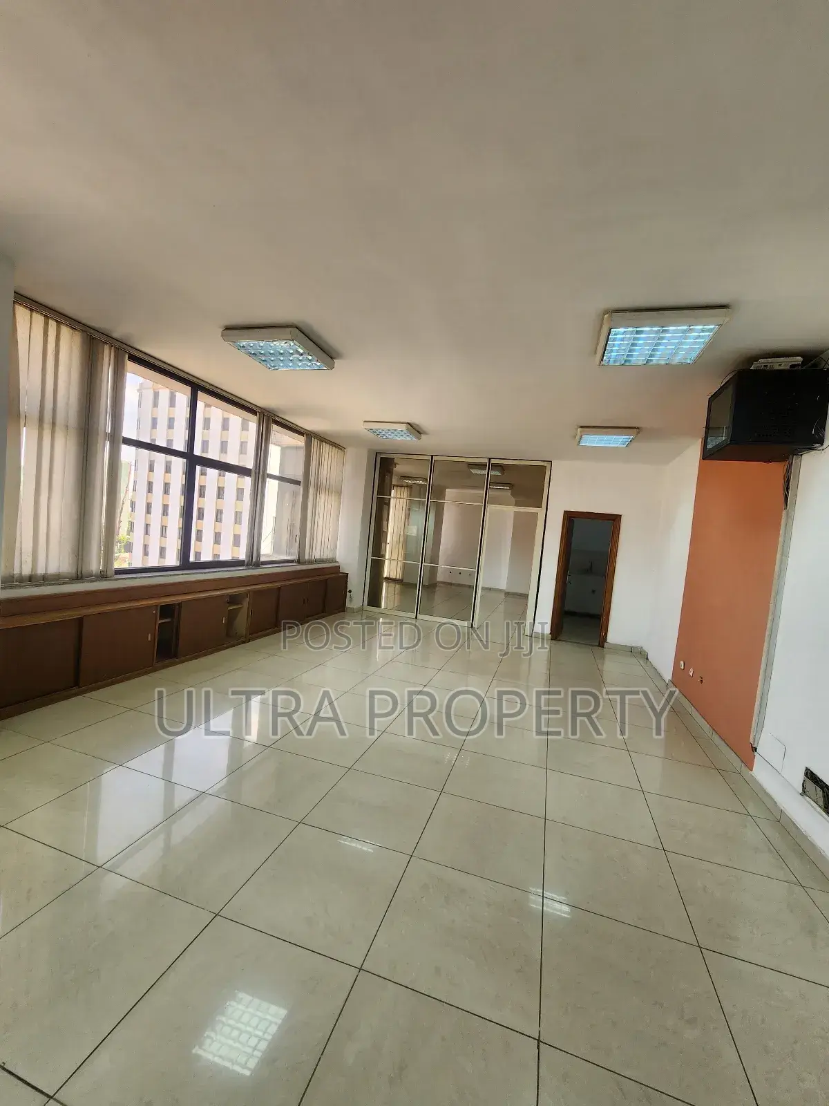95sqm Office