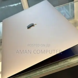 New Laptop Apple MacBook Pro 2016 16GB Intel Core I7 SSD 256GB