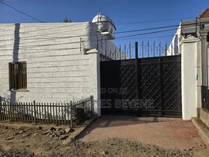 5bdrm House in Kolfe Keranio for sale