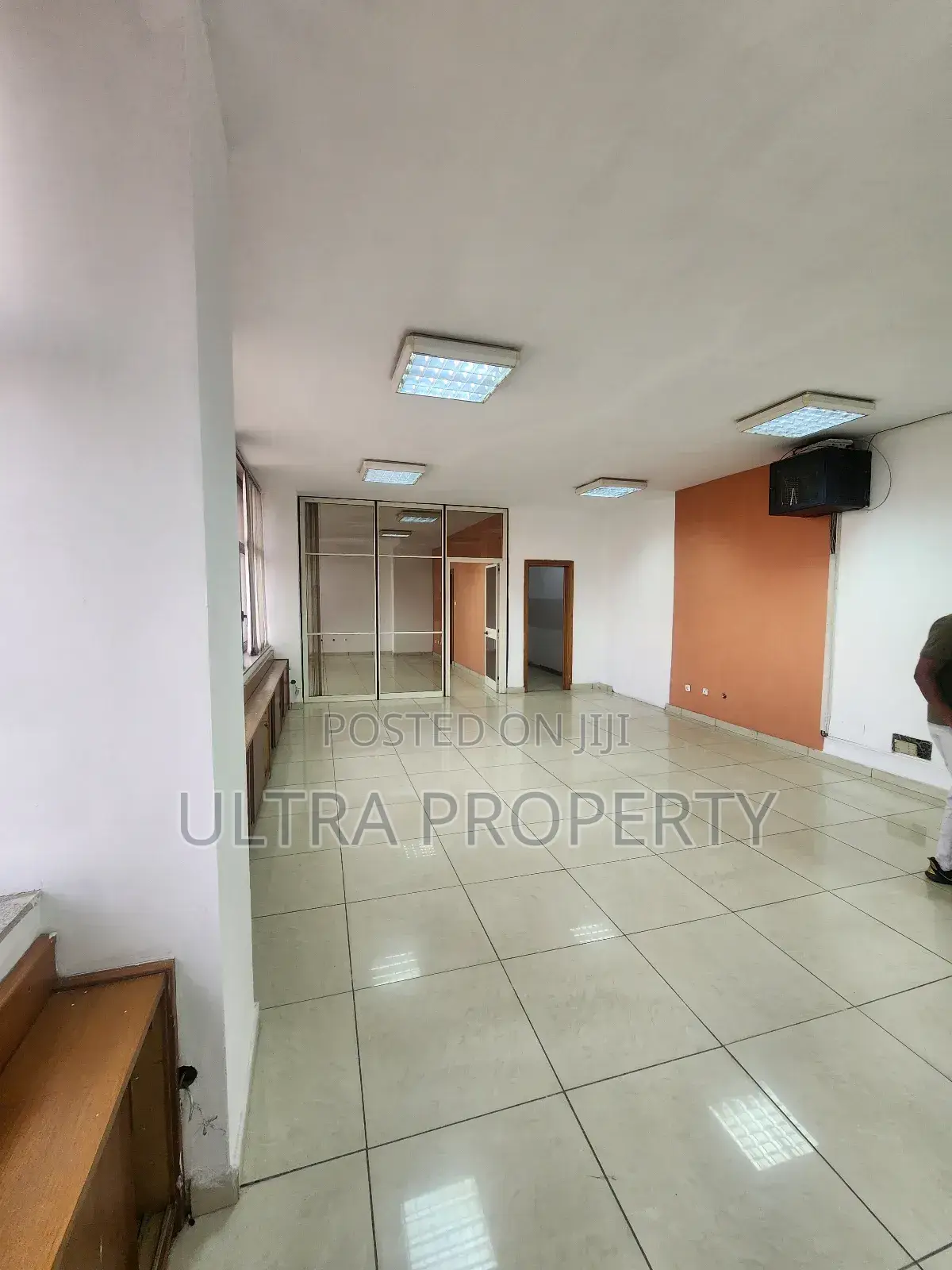 112sqm Office