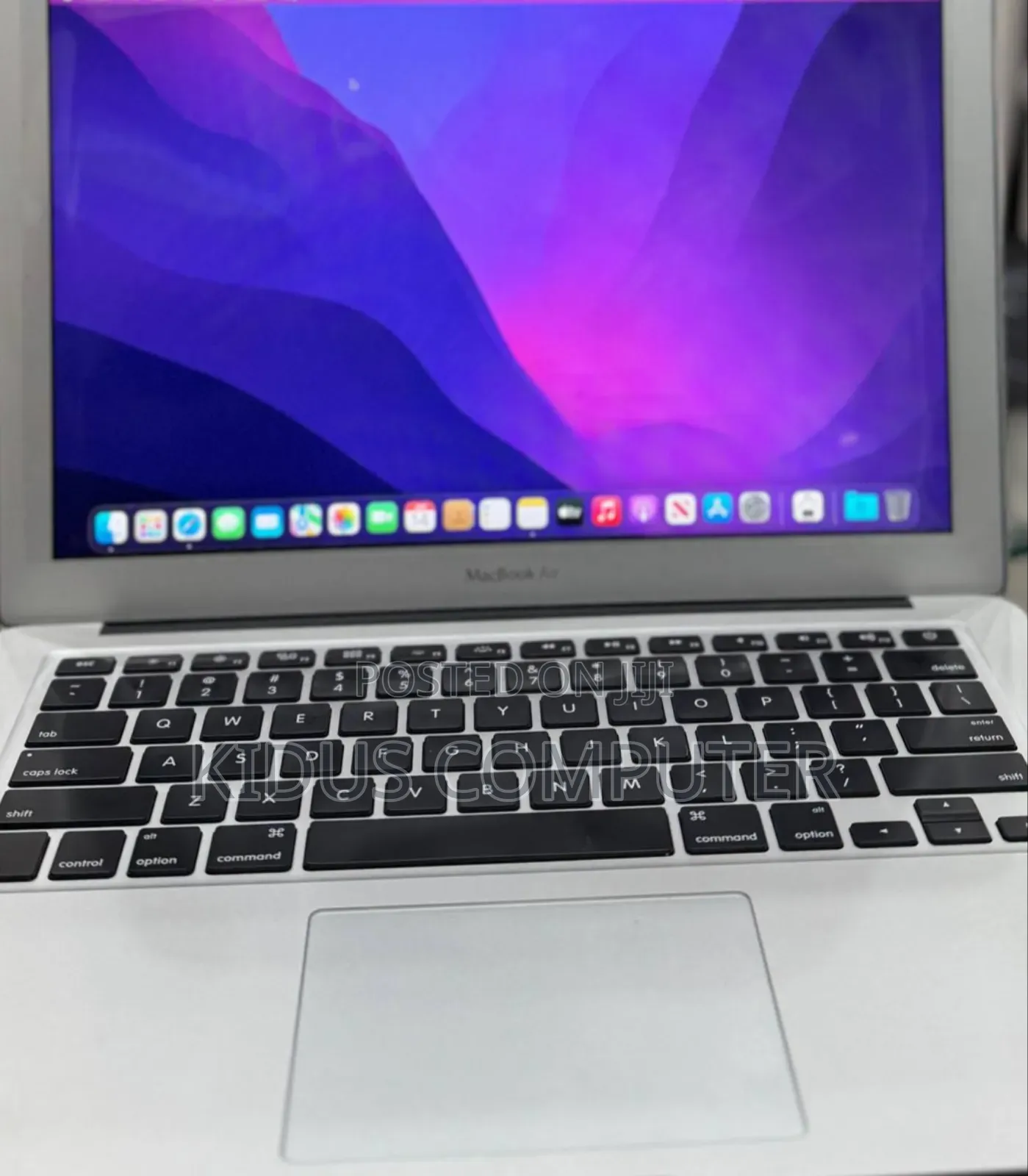 New Laptop Apple MacBook Air 2015 8GB Intel Core I5 SSD 256GB