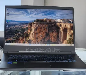 New Laptop MSI 16GB Intel Core I5 SSD 512GB