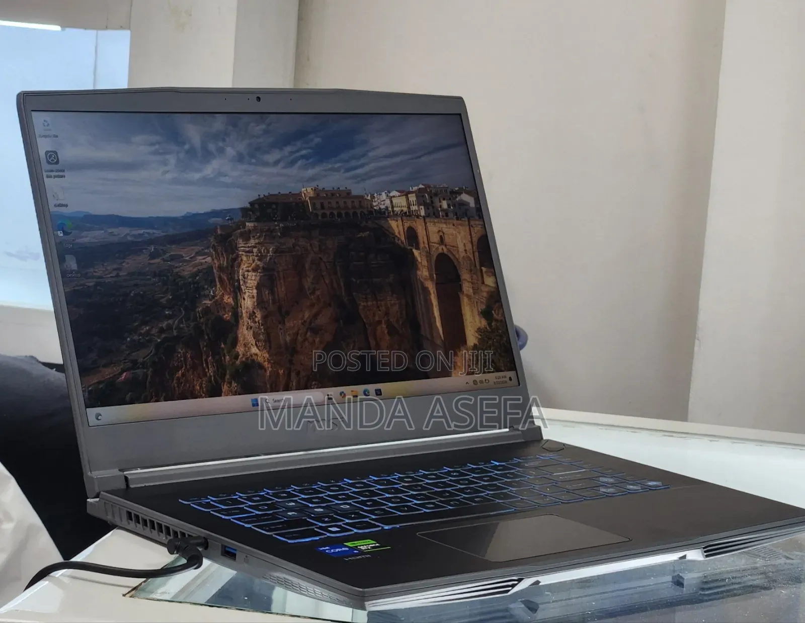 New Laptop MSI 16GB Intel Core I5 SSD 512GB