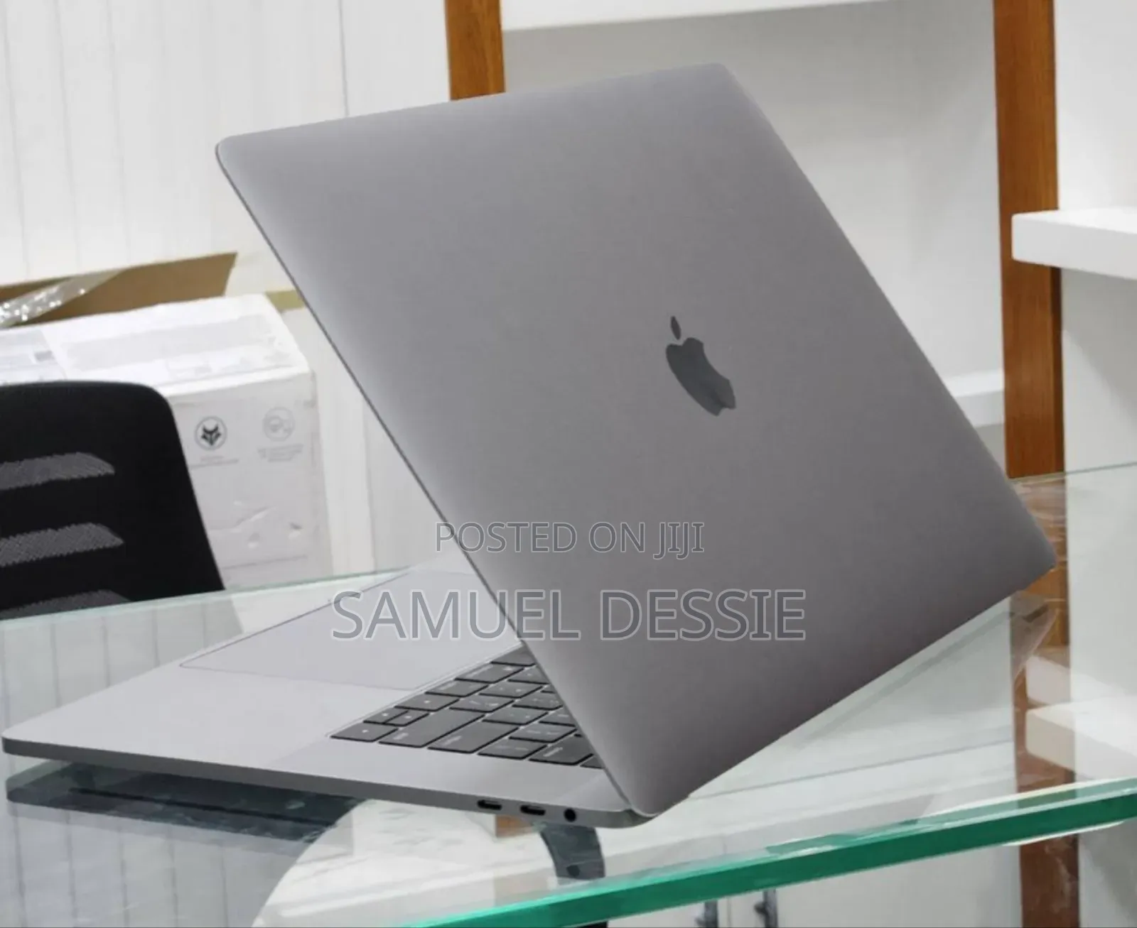 New Laptop Apple MacBook Pro 2017 16GB Intel Core I7 SSD 512GB