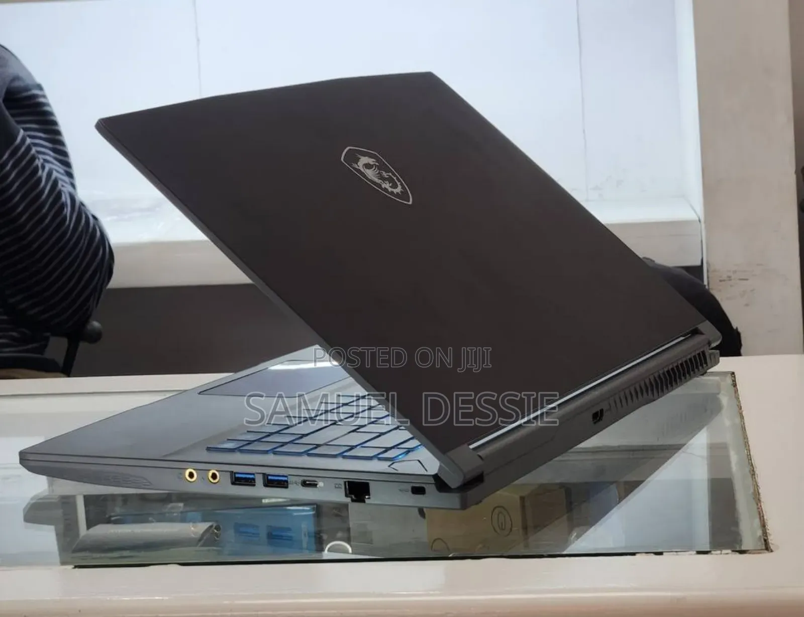 New Laptop MSI 16GB Intel Core I5 SSD 512GB