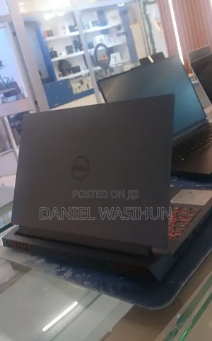 New Laptop Dell Inspiron 15 16GB AMD Ryzen 7 SSD 350GB
