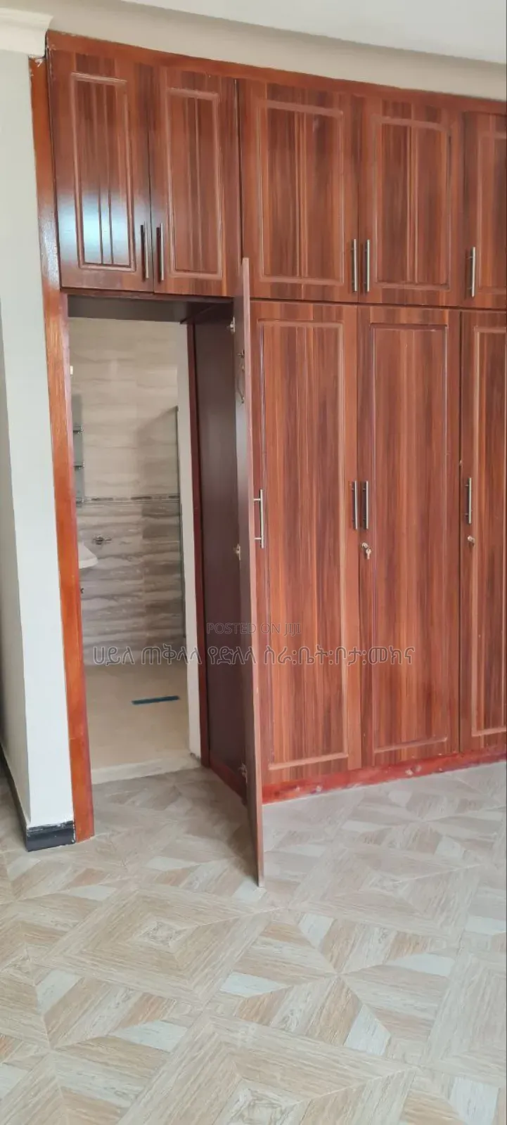 Furnished 4bdrm Villa in Ayat Area Ideal, Yeka for sale