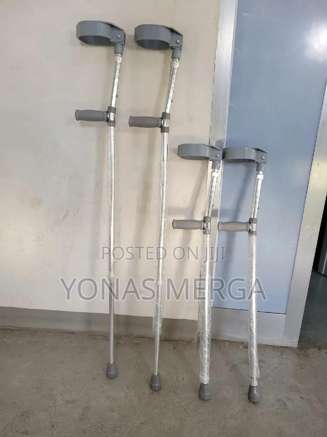 Forearm Crutch- Adj Forearm- Adult 10 -90 (Pair)