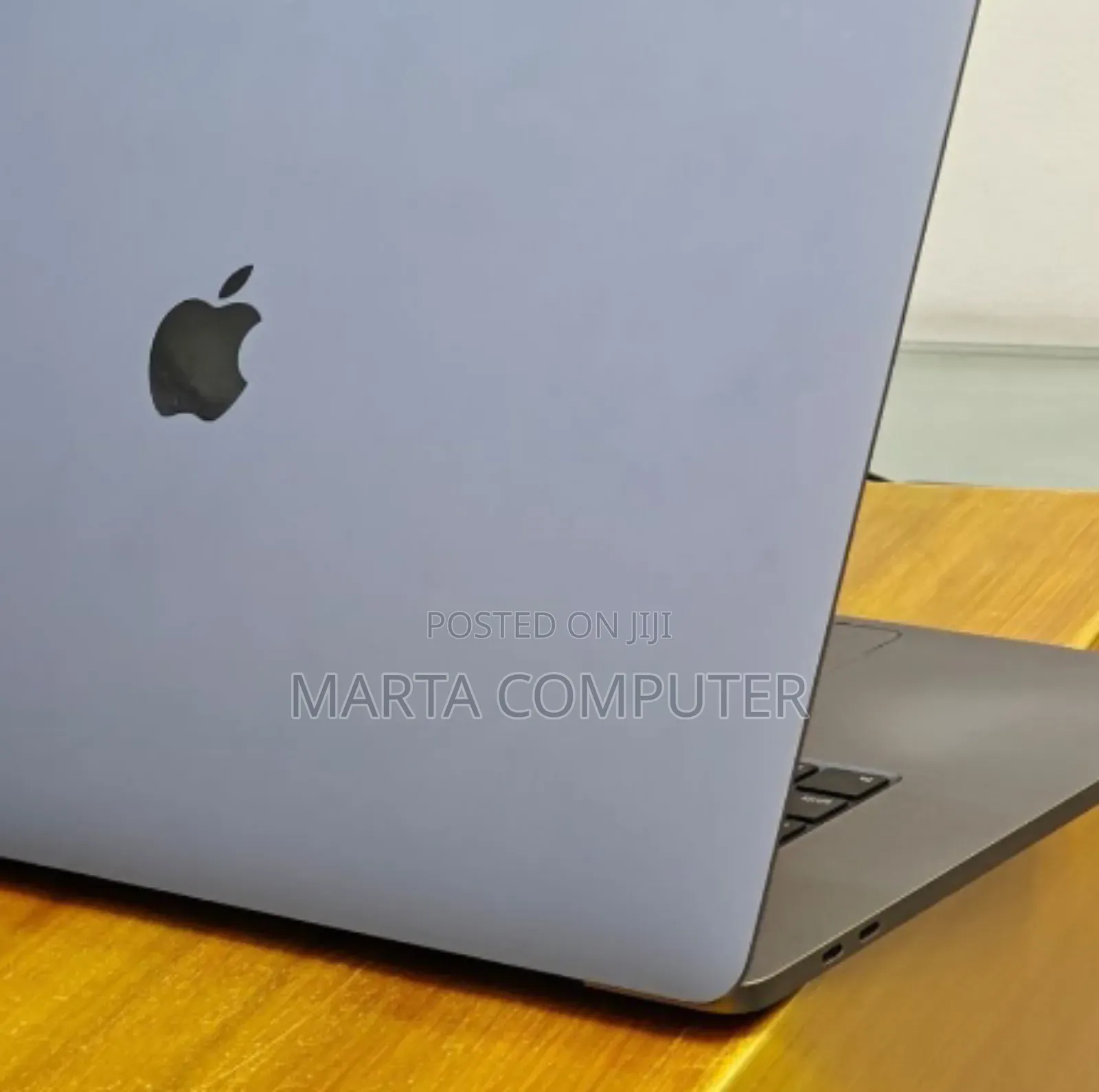 New Laptop Apple MacBook Pro 2019 16GB Intel Core I7 SSD 512GB