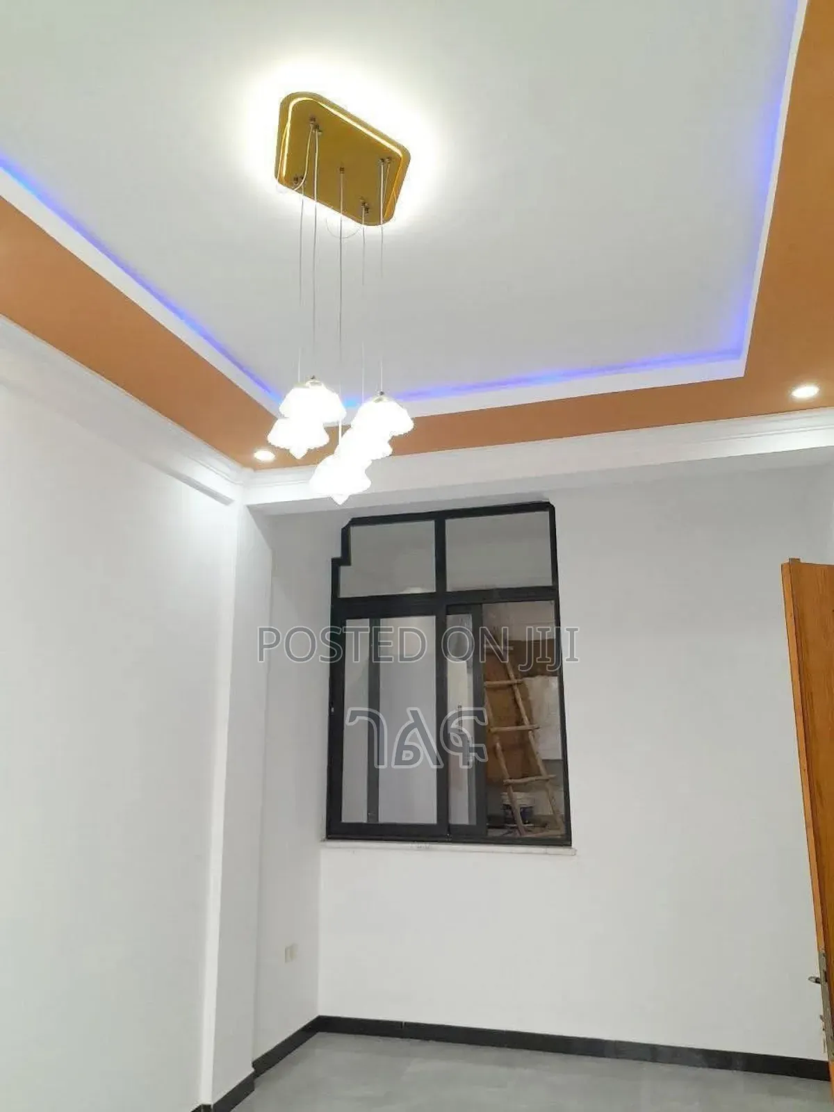 7bdrm Apartment in የሚሸጥ ቤት አያት ጅ+2, Bole for sale