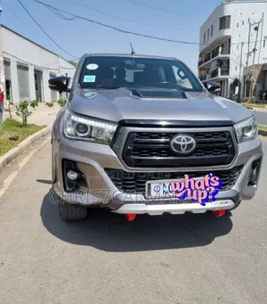 Toyota Hilux Revo Double Cab Deisel 2.4 AWD 2020 Gray