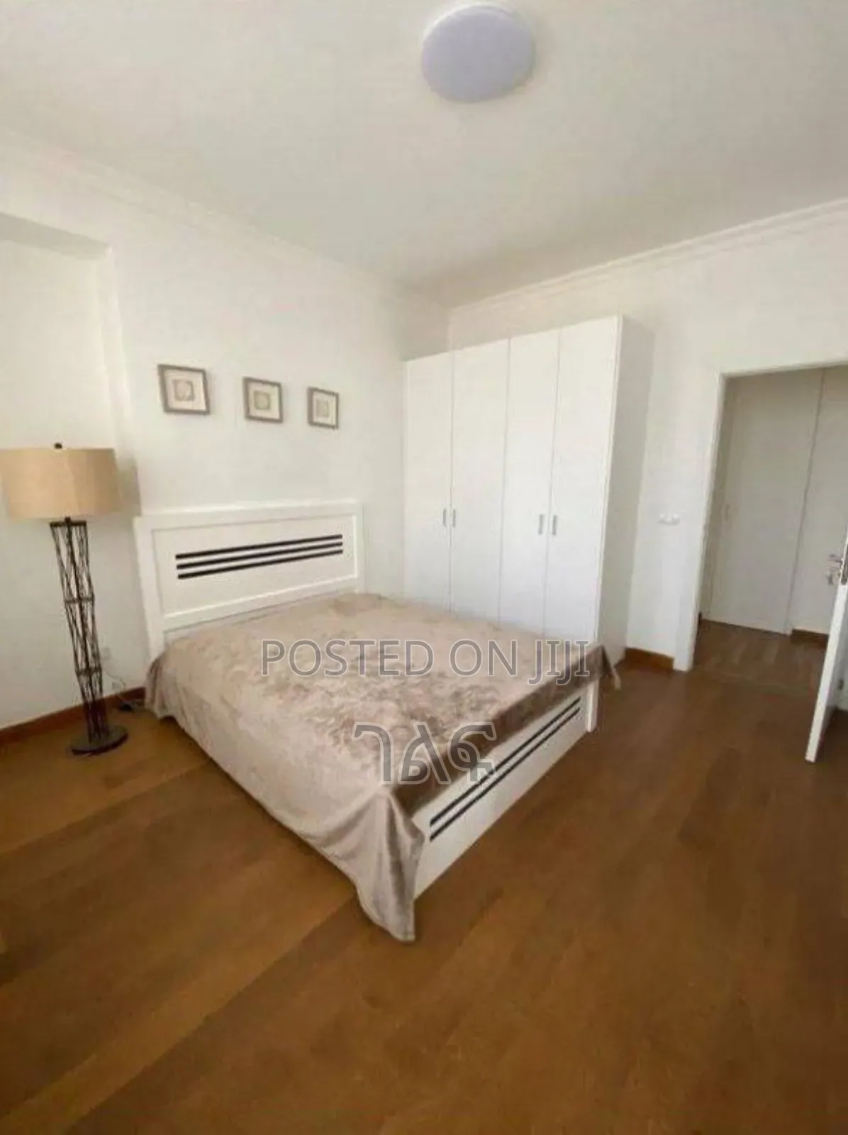 3bdrm Apartment in ቦሌ አትላስ ደሳለኝ ሆቴል, Bole for sale