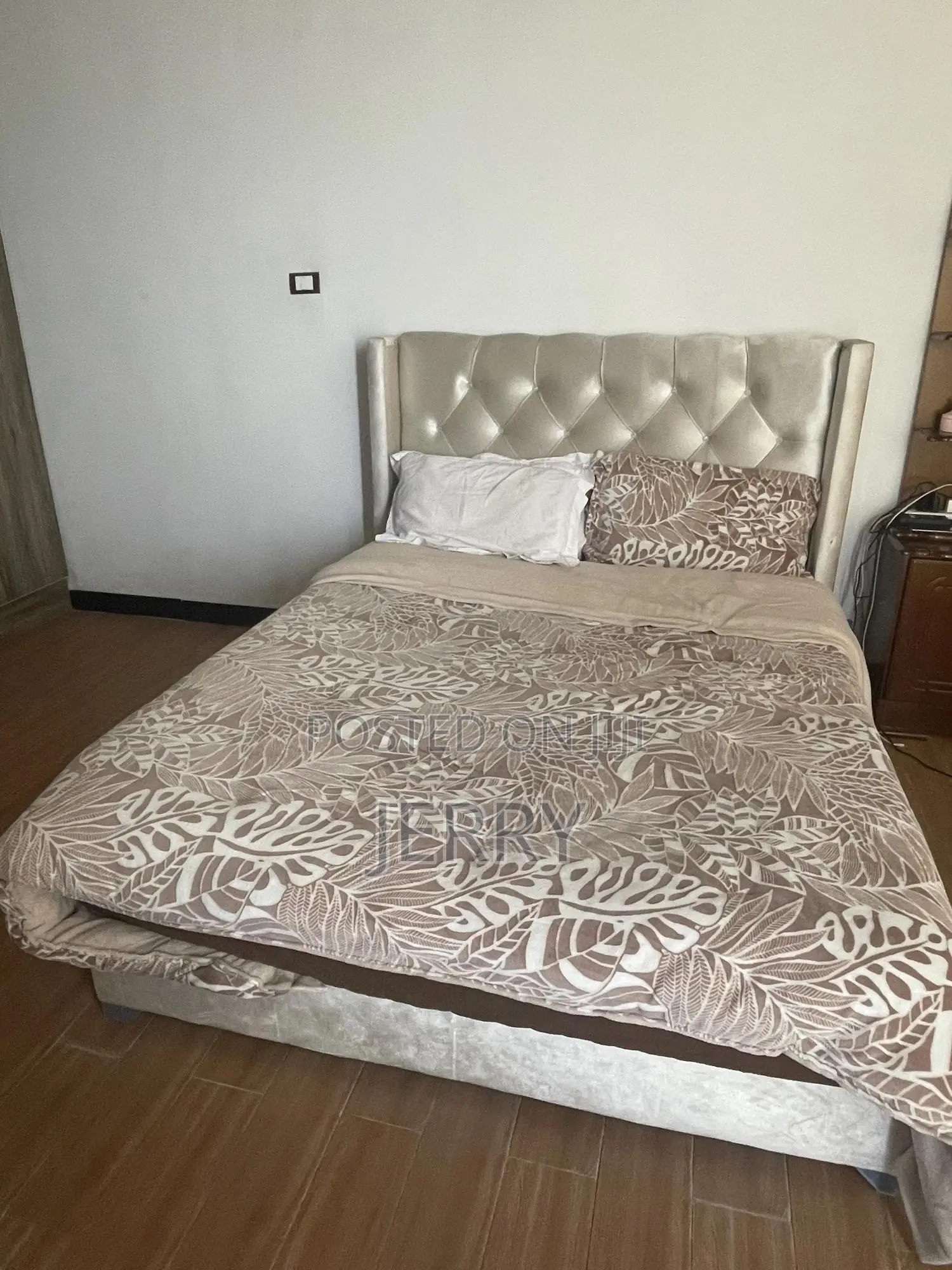Bed With Mattress