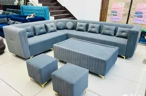 Sharp Style 3 Sofa Design With Table