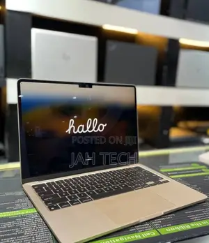 New Laptop Apple MacBook Air 2024 M3 13-Inch 8GB Apple M3 SSD 256GB