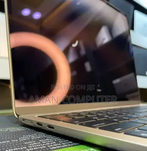 New Laptop Apple MacBook Air 2024 M3 13-Inch 8GB Apple M3 SSD 256GB