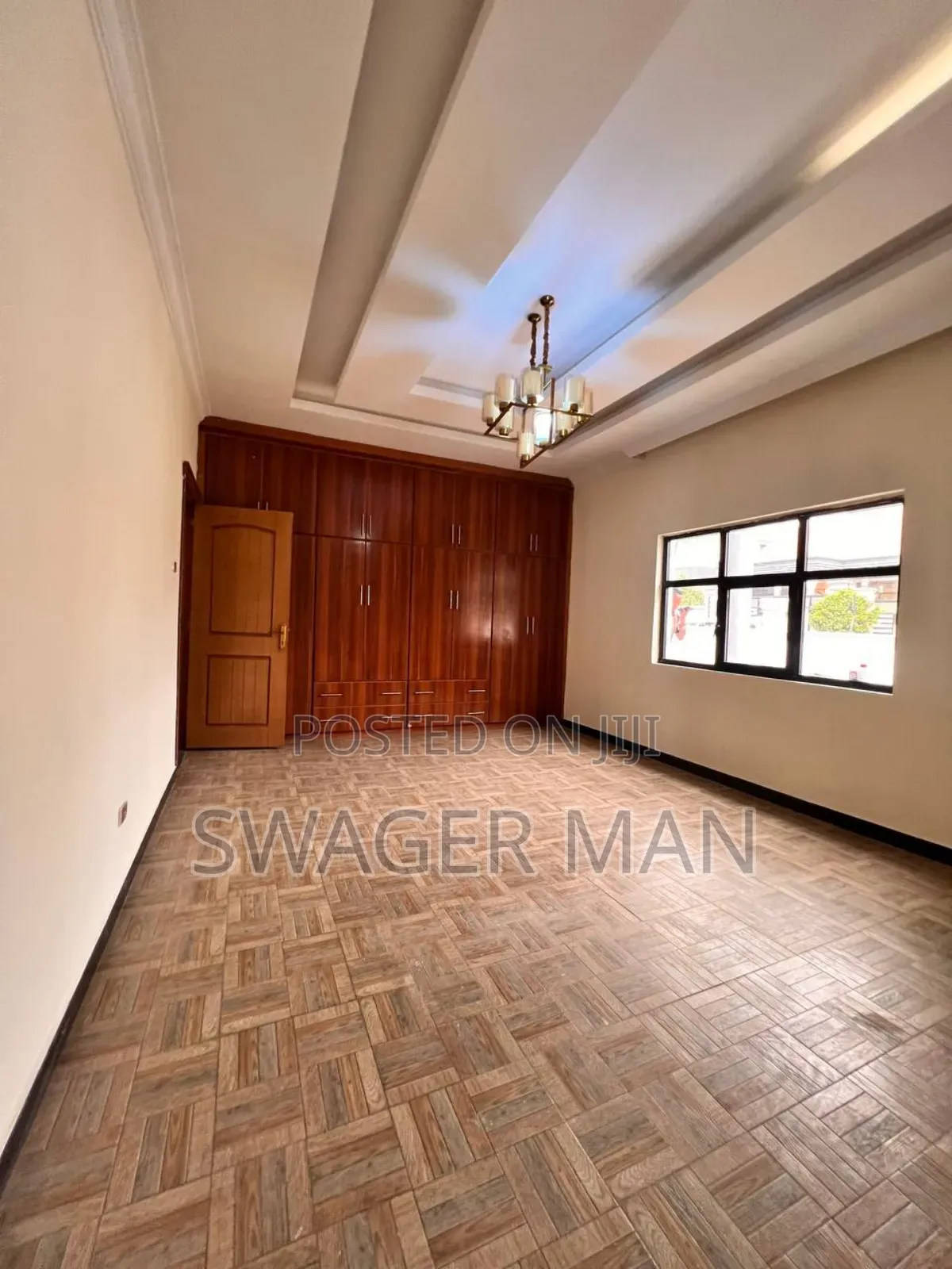 Furnished 5bdrm Villa in Ayat Compaund, Yeka for sale