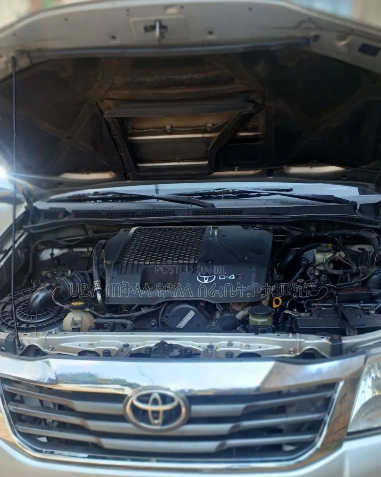 Toyota Hilux 2013 Silver