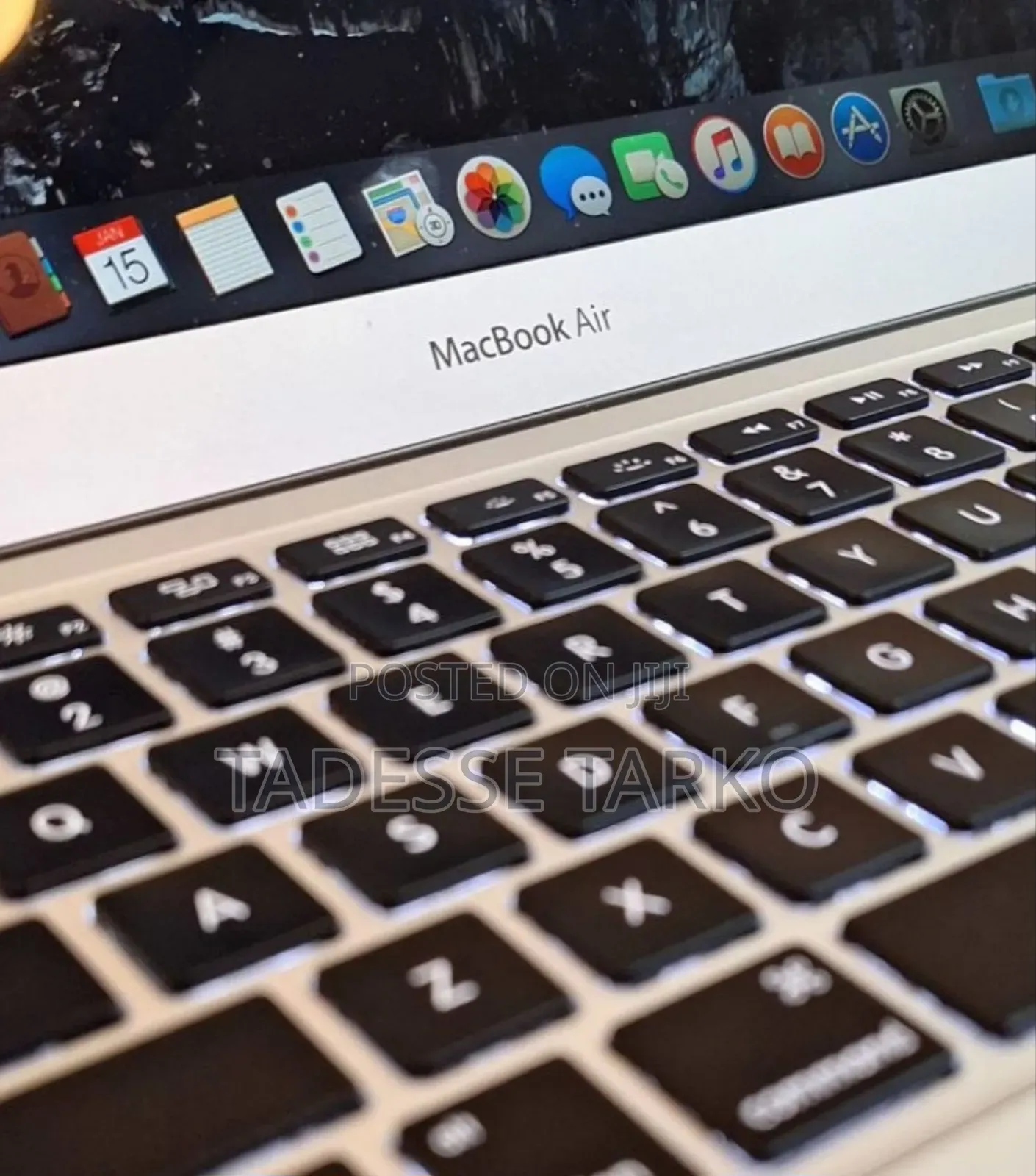 New Laptop Apple MacBook Air 2015 4GB SSD 128GB