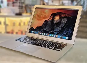 New Laptop Apple MacBook Air 2015 4GB Intel Core I5 SSD 128GB