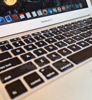 New Laptop Apple MacBook Air 2015 4GB Intel Core I5 SSD 128GB