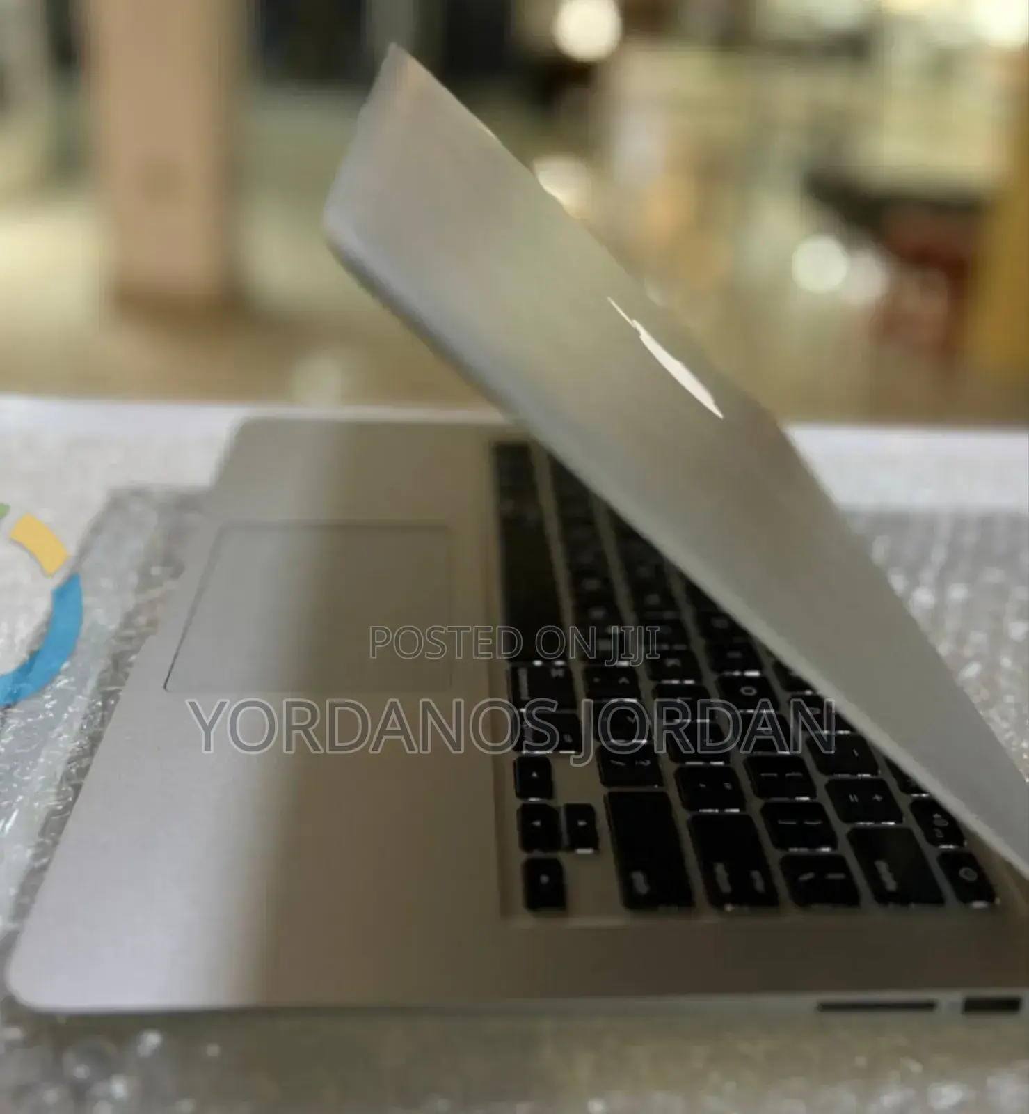 New Laptop Apple MacBook Air 2014 4GB Intel Core I5 SSD 256GB