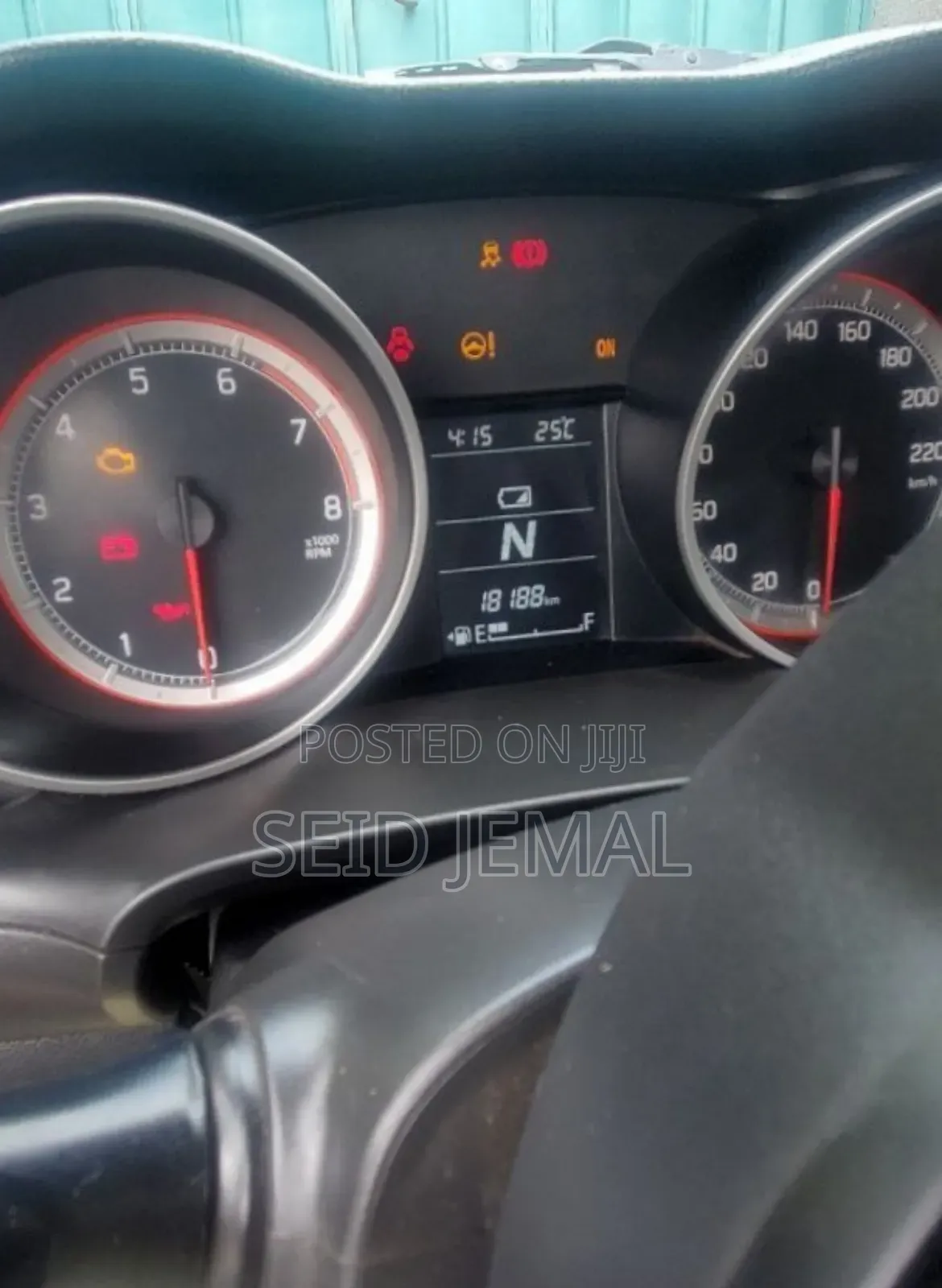 Suzuki Swift 2022 Red