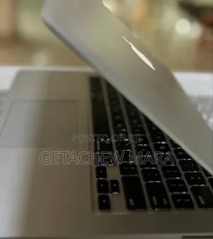New Laptop Apple MacBook Air 2014 4GB Intel Core I5 SSD 256GB