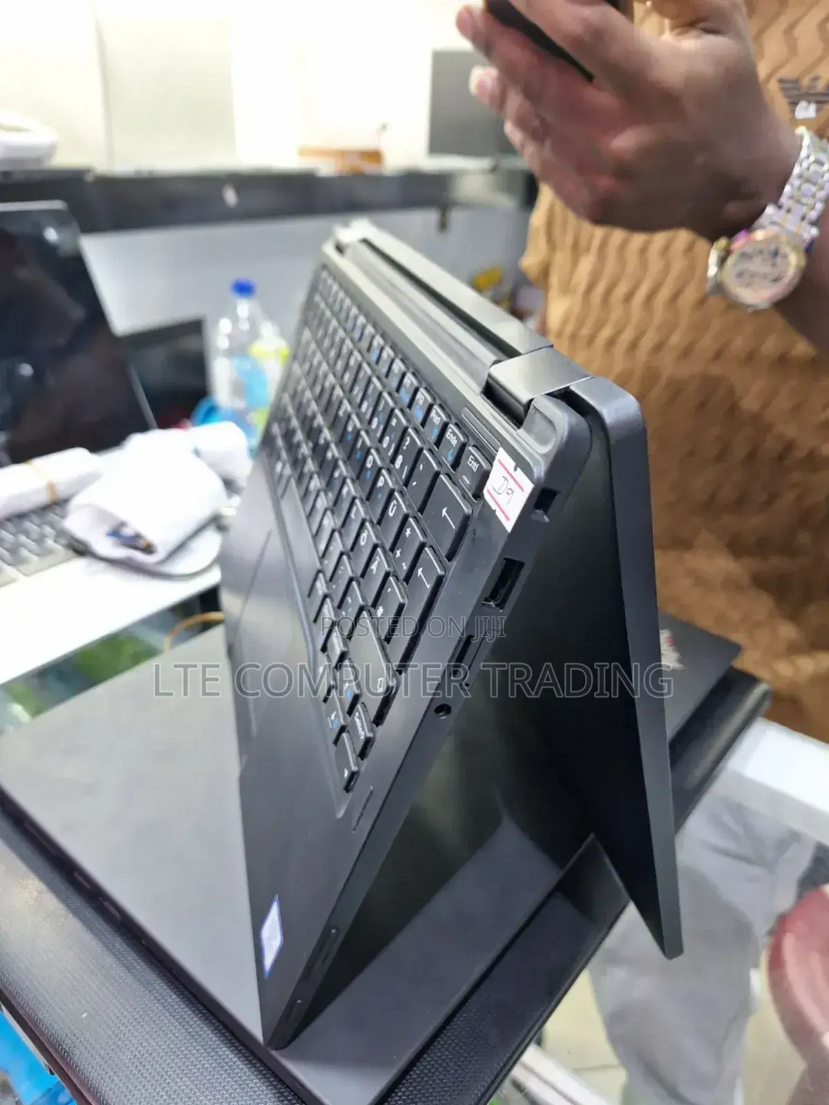 New Laptop Dell Latitude 10 8GB Intel Core I7 SSD 512GB