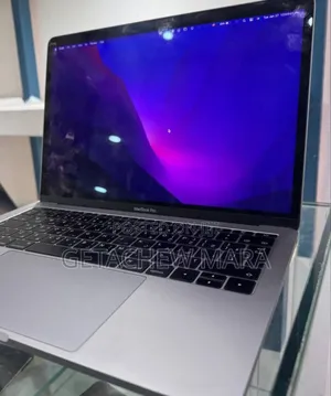 New Laptop Apple MacBook Pro 2017 8GB Intel Core I5 SSD 256GB