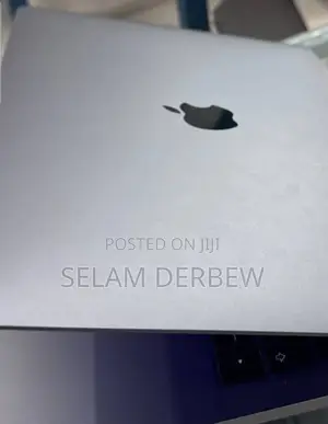 New Laptop Apple MacBook Pro 2017 8GB Intel Core I5 SSD 256GB