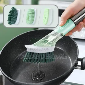 Long Handle Pot Brush የእቃ ማጠቢያ ብሩሽ የራሱ ሳሙና መያዣ ያለዉ