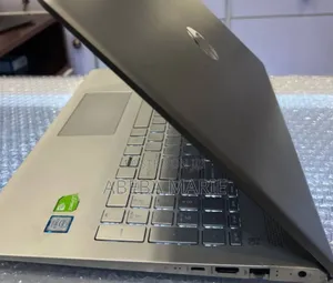 New Laptop HP Pavilion 15 8GB Intel Core I7 HDD 1T