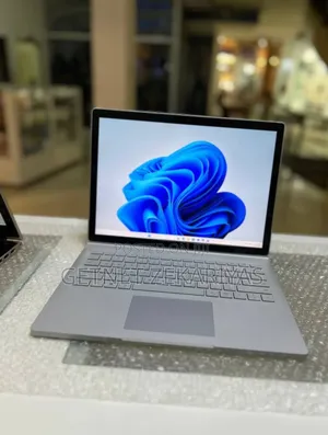 New Laptop Microsoft Surface Book 3 16GB Intel Core i7 SSD 256GB