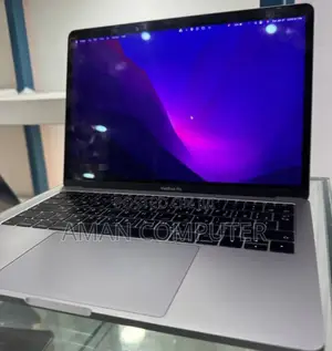 New Laptop Apple MacBook Pro 2017 8GB Intel Core I5 SSD 256GB