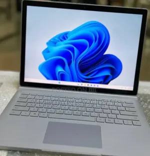New Laptop Microsoft Surface Book 3 16GB Intel Core I7 SSD 256GB