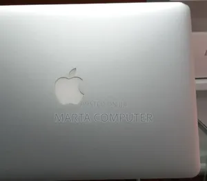 New Laptop Apple MacBook Air 2015 8GB Intel Core I5 SSD 256GB