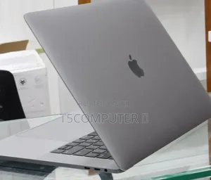 New Laptop Apple MacBook Pro 2017 16GB Intel Core I7 SSD 512GB
