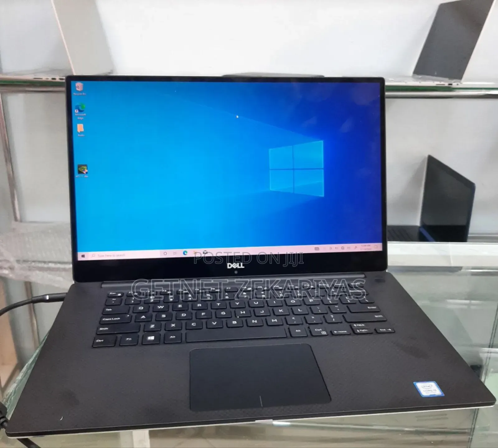 New Laptop Dell Precision 15 5510 16GB Intel Core I9 SSD 512GB
